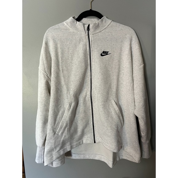 ✔️ Nike Sportswear Essential Women's Fleece Cardigan ✔️ - Picture 4 of 4